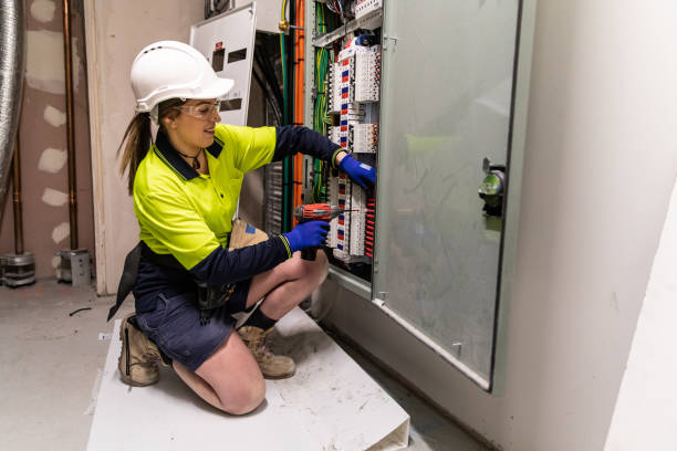 Best Circuit Breaker Repair  in Clinton, IL
