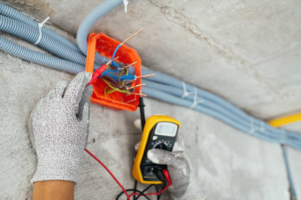 Best 24-Hour Electrician  in Clinton, IL